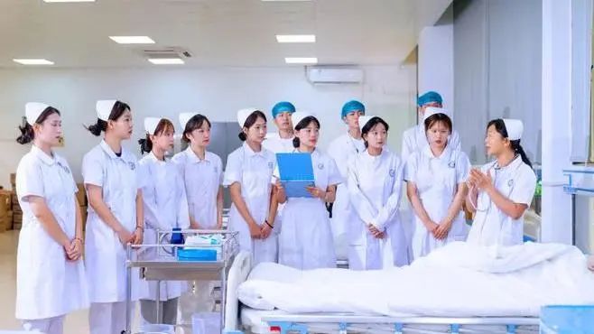 护理(图7) 护理(图7)